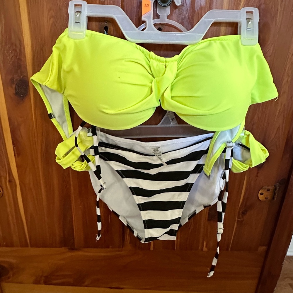New swim suit
